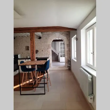 La Jolie Parenthese Apartment *